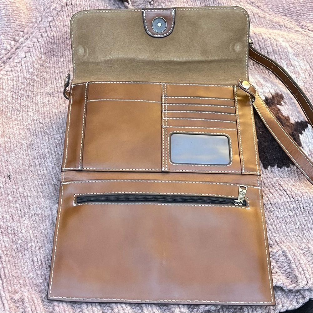 Patricia Nash TAURIANA White/Tan Leather Crossbody Organizer Purse - Picture 11 of 15